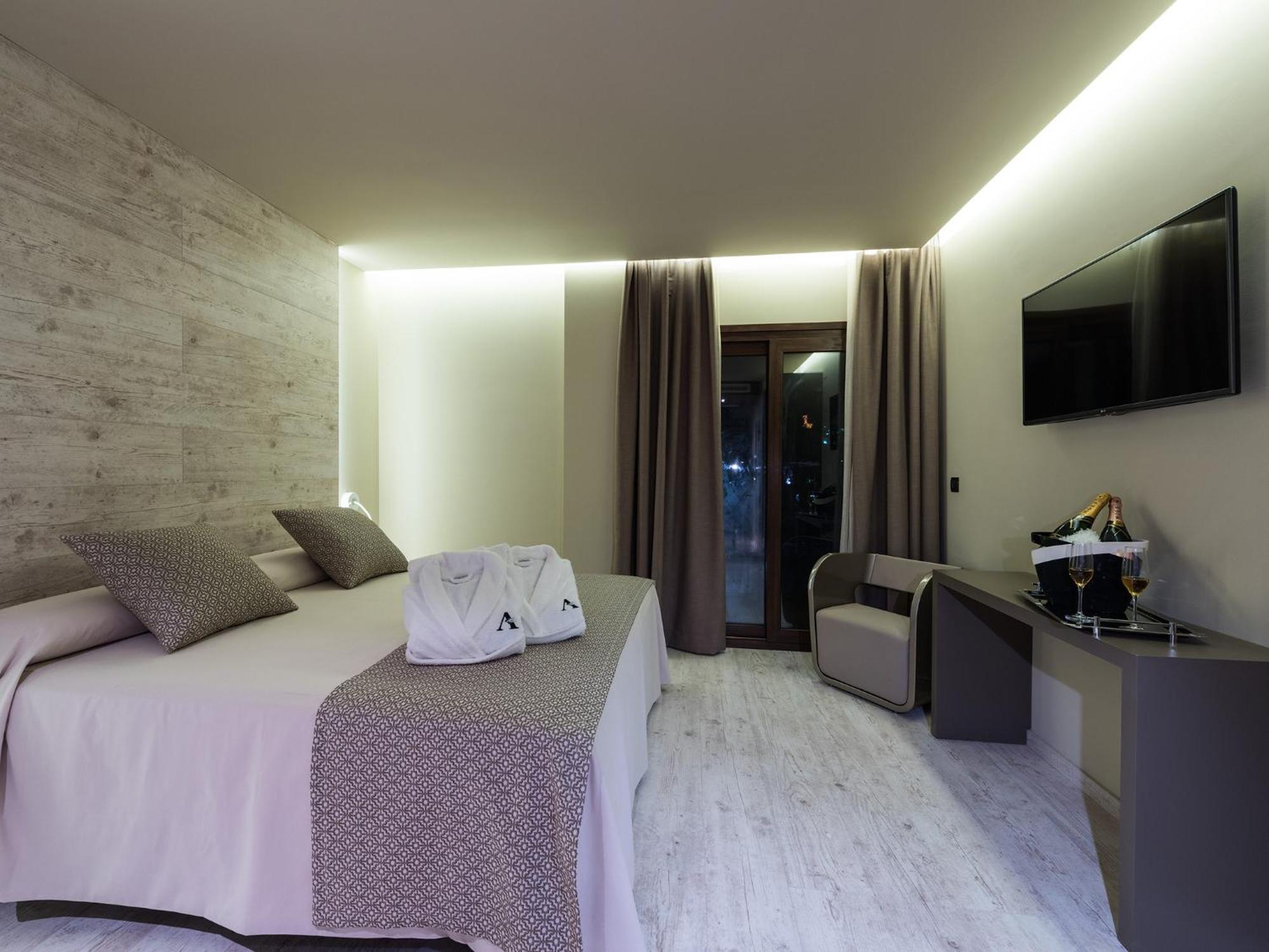 Hotel Spa Elia Alcala del Jucar Room photo